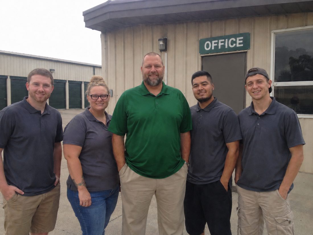 Pest control professionals in Racine, WI